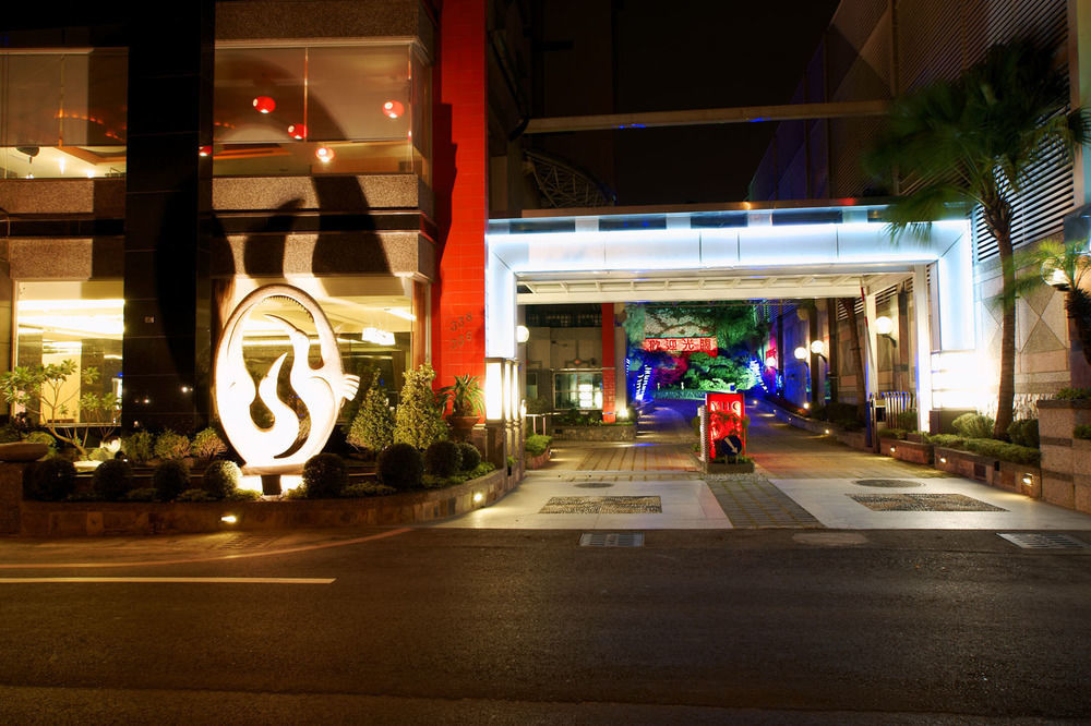 ユン フワ チュン ホテル 台南 エクステリア 写真